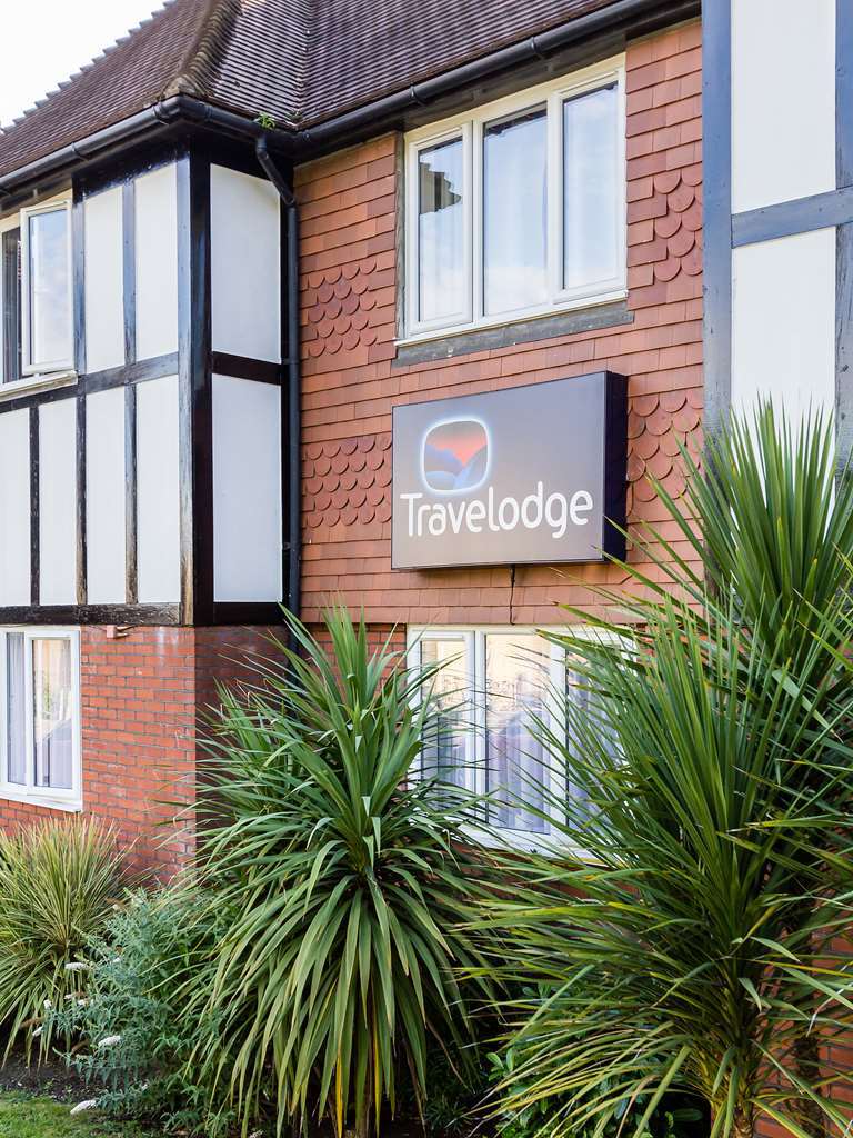 Travelodge Walton On Thames Exterior photo